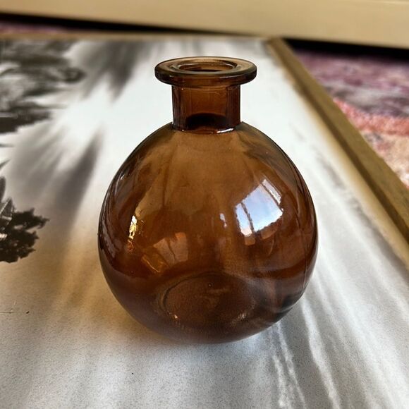 Mini Brown See Through Vase, 4 Inches Tall Single Flower Stem Vase - Picture 1 of 3